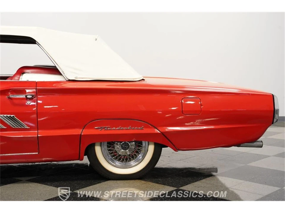 1964 Ford Thunderbird 4th Gen - Image 23 of 31