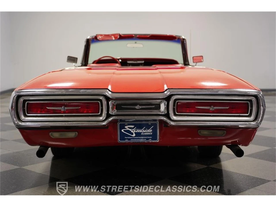 1964 Ford Thunderbird 4th Gen - Image 24 of 31