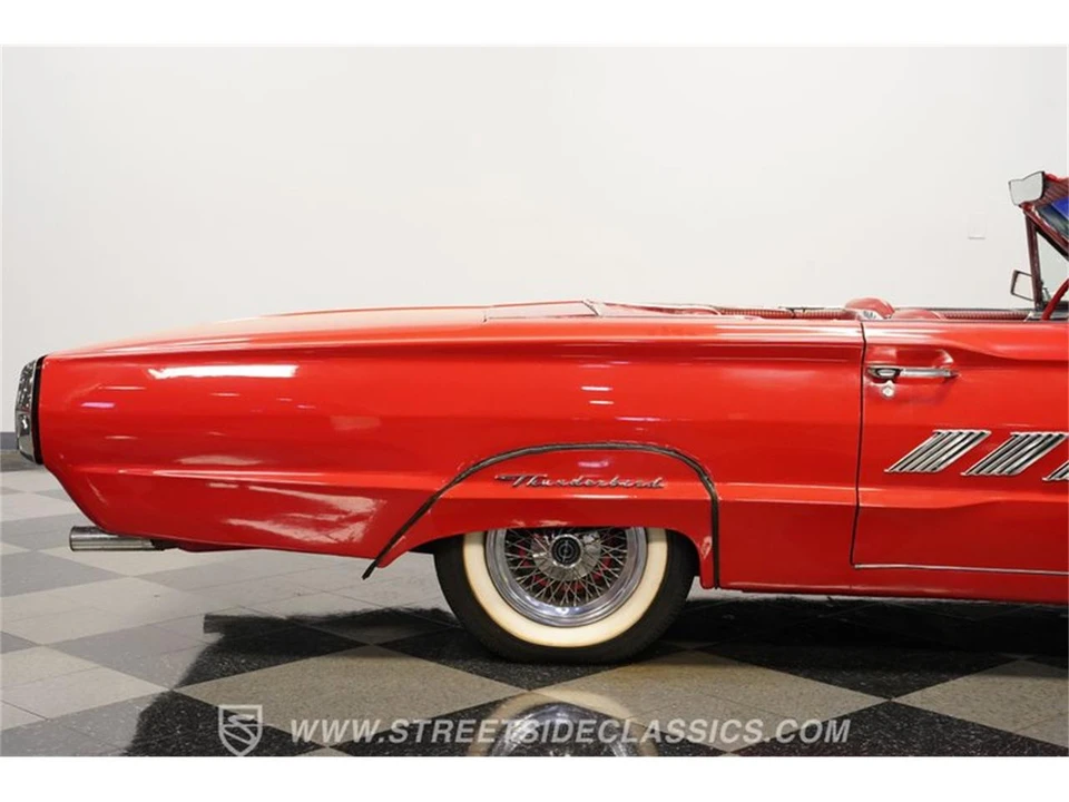 1964 Ford Thunderbird 4th Gen - Image 28 of 31