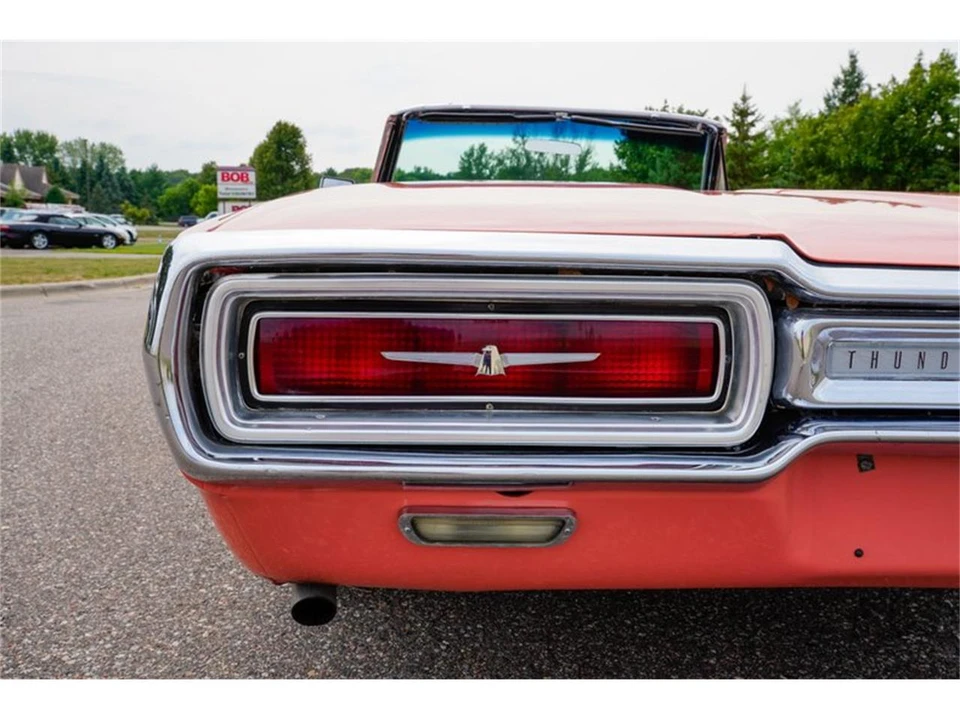 1964 Ford Thunderbird 4th Gen - Image 22 of 31