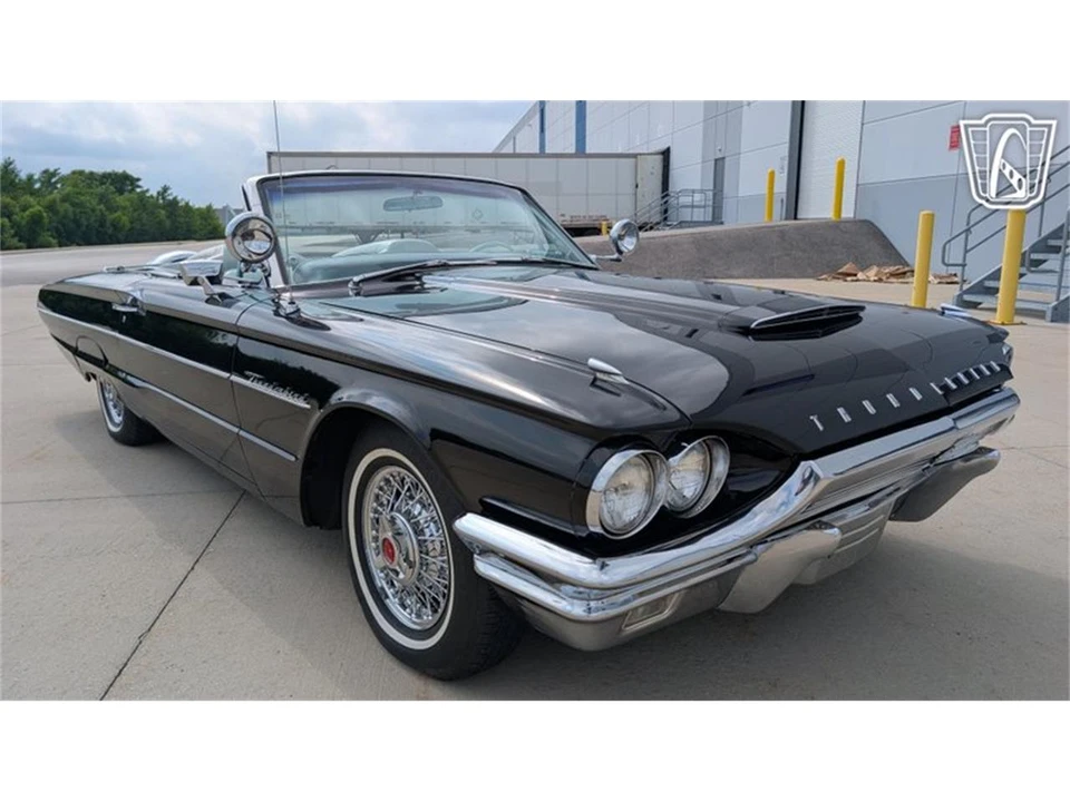 1964 Ford Thunderbird 4th Gen - Image 21 of 31