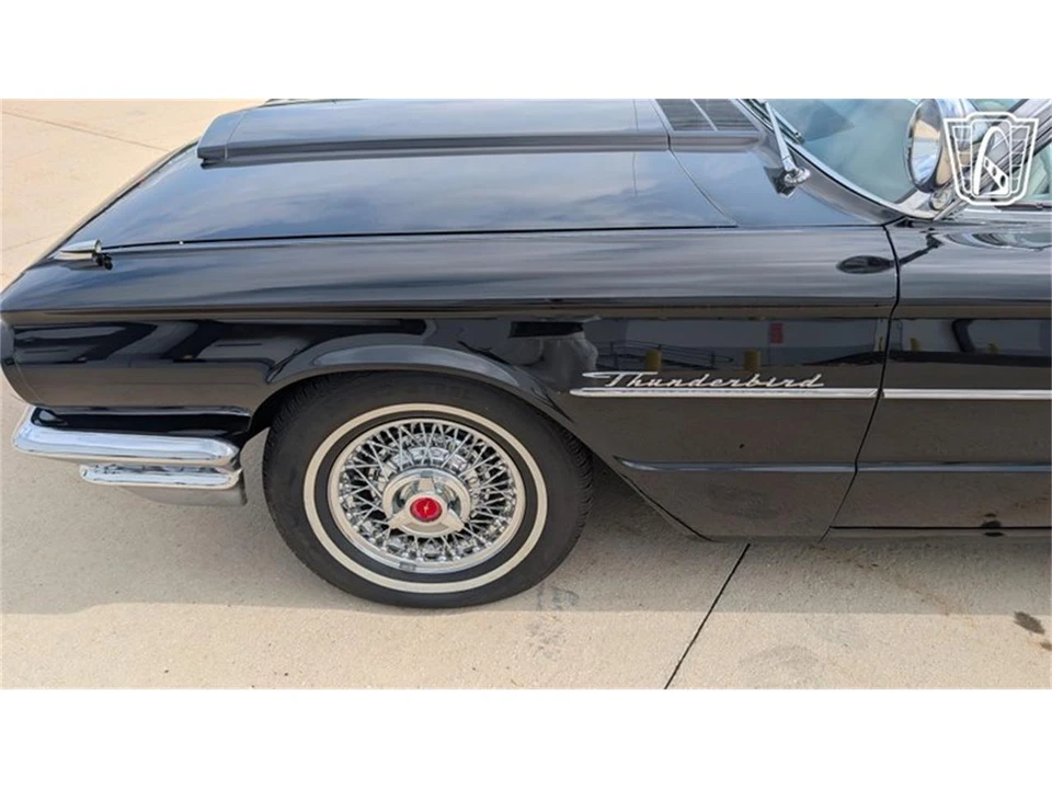 1964 Ford Thunderbird 4th Gen - Image 26 of 31