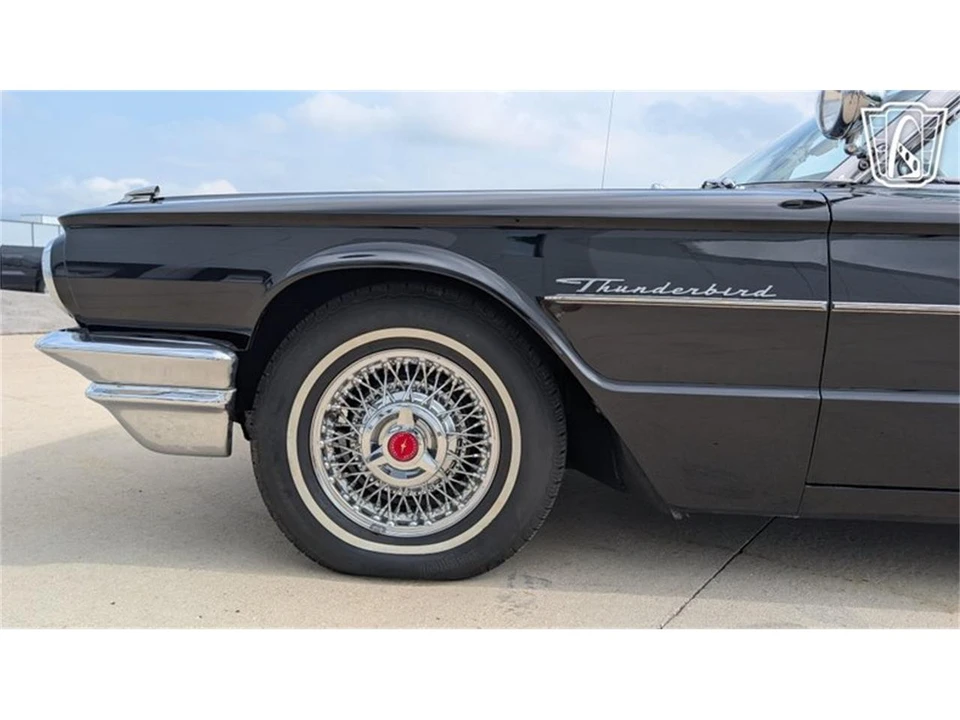 1964 Ford Thunderbird 4th Gen - Image 27 of 31