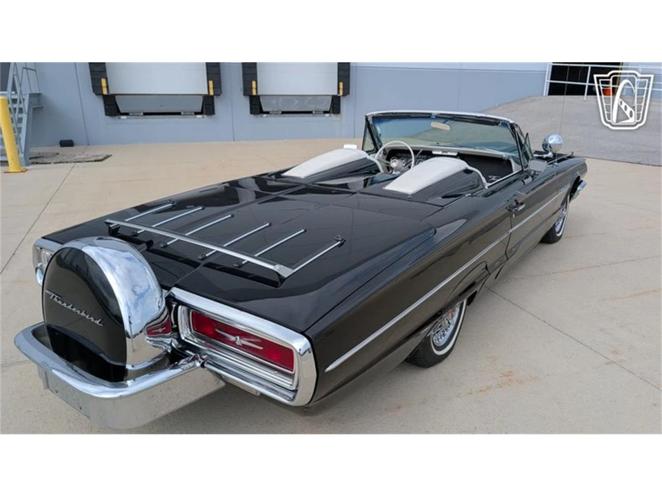 1964 Ford Thunderbird 4th Gen - Image 14 of 31