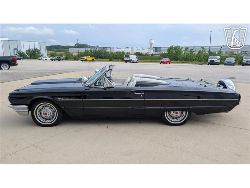 1964 Ford Thunderbird 4th Gen - Image 5 of 31