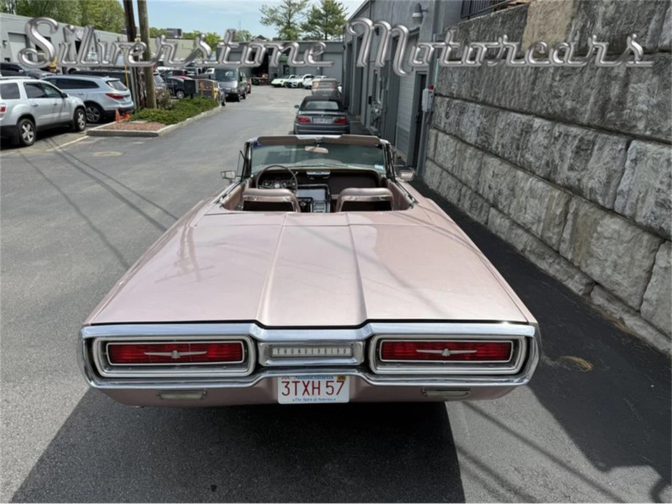 1964 Ford Thunderbird 4th Gen - Image 21 of 31