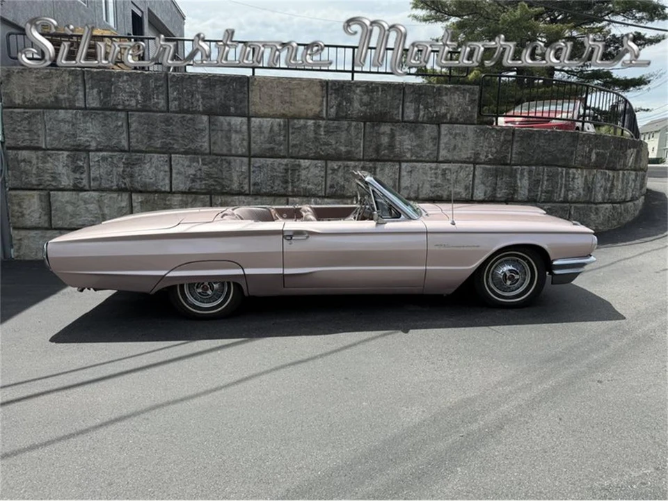 1964 Ford Thunderbird 4th Gen - Image 9 of 31
