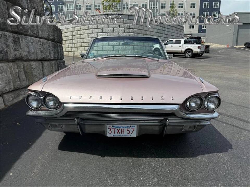 1964 Ford Thunderbird 4th Gen - Image 25 of 31