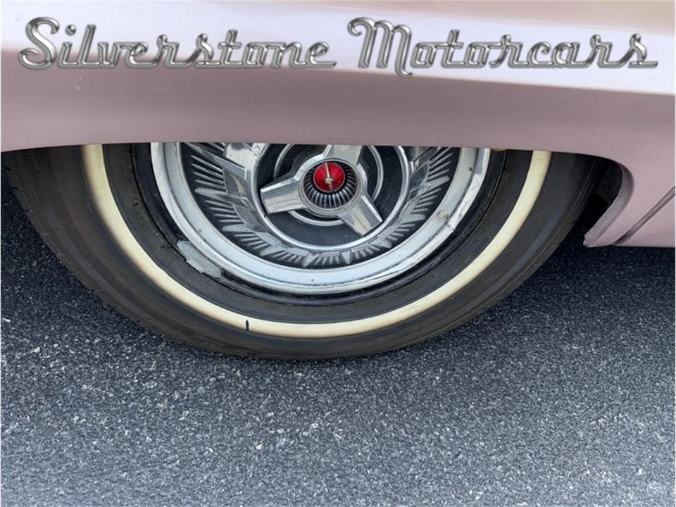 1964 Ford Thunderbird 4th Gen - Image 30 of 31
