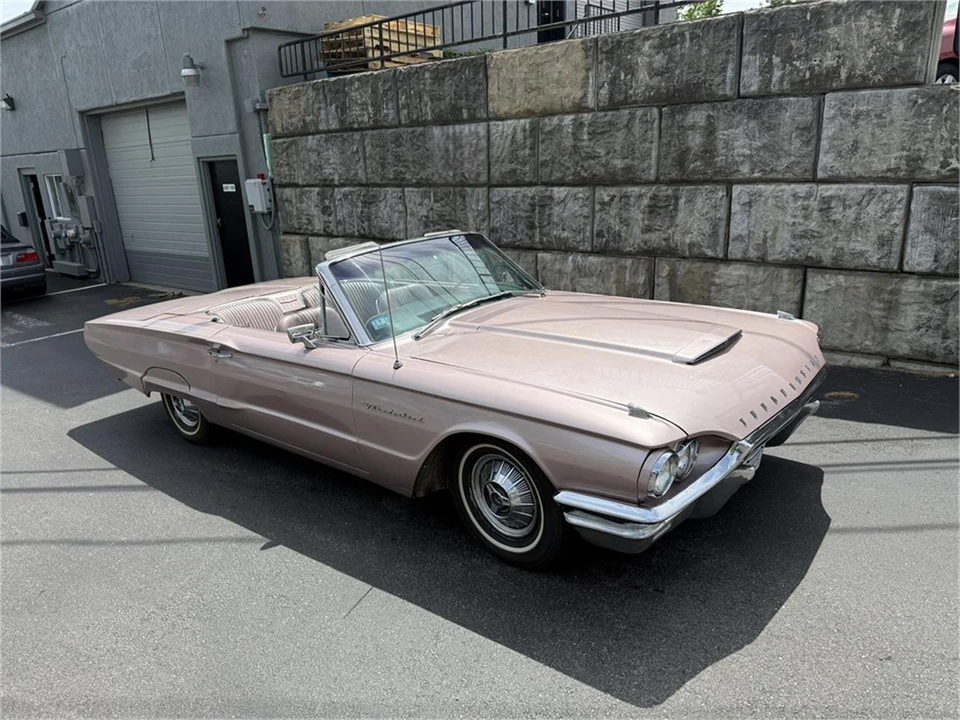 1964 Ford Thunderbird 4th Gen - Image 16 of 31