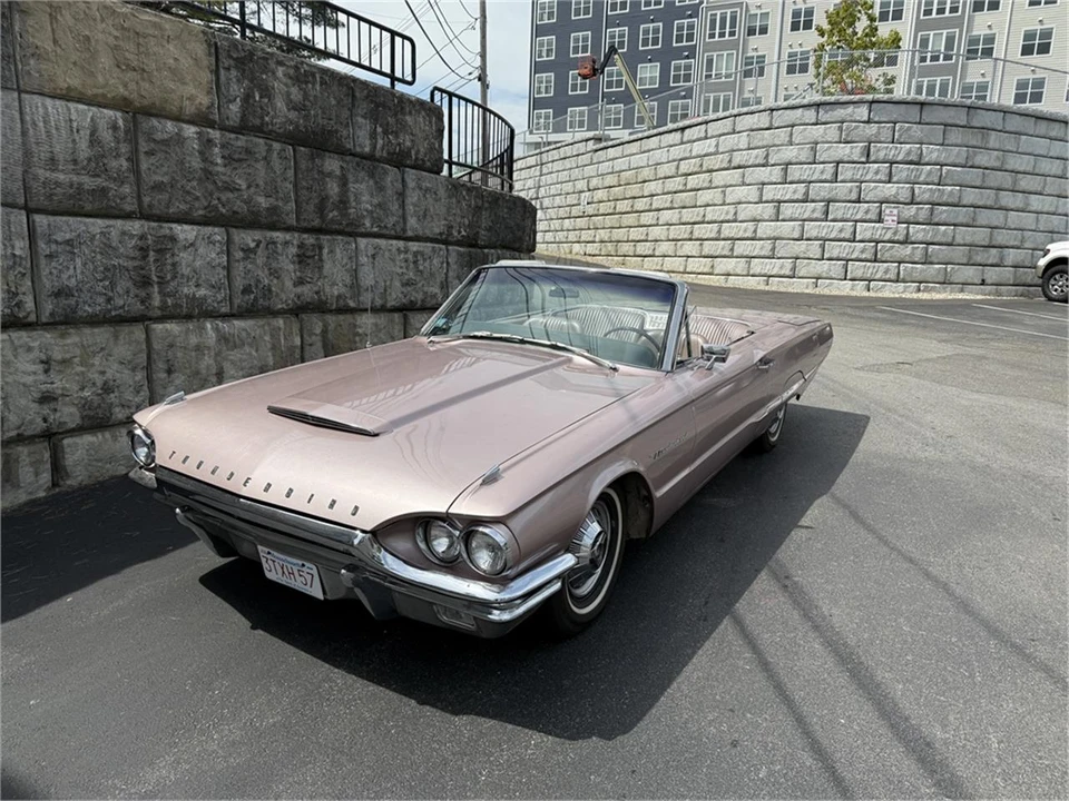 1964 Ford Thunderbird 4th Gen - Image 7 of 31