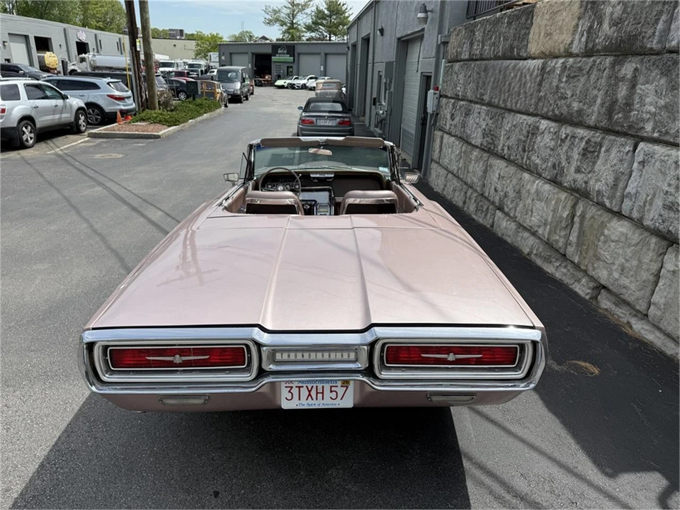 1964 Ford Thunderbird 4th Gen - Image 23 of 31