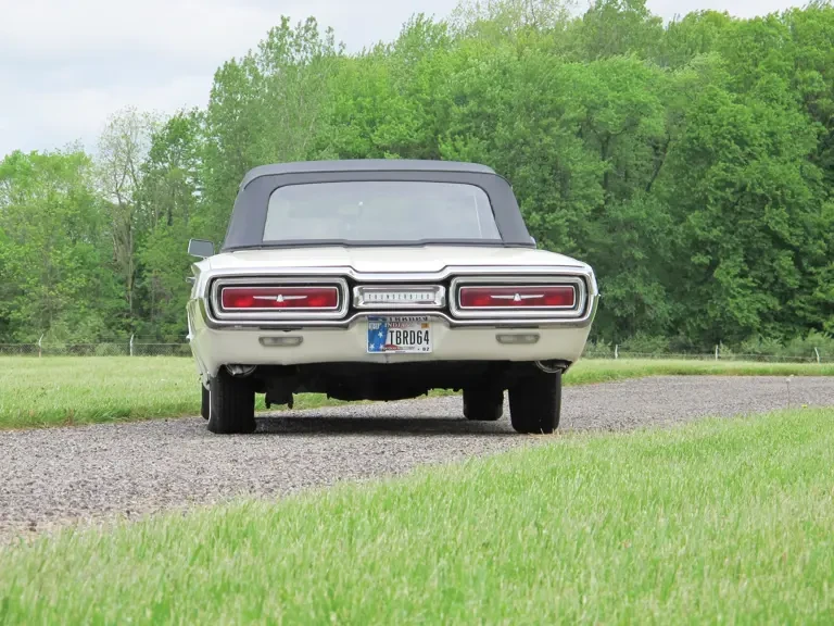 1964 Ford Thunderbird 4th Gen - Image 9 of 18
