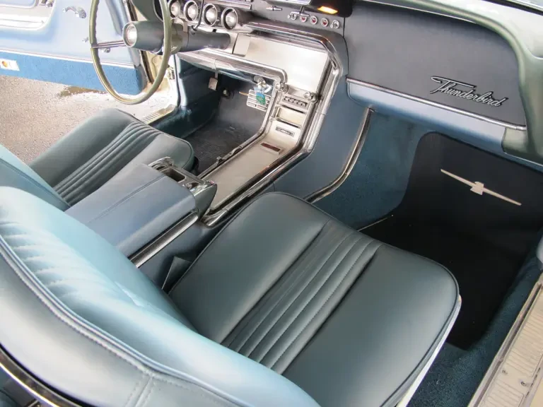 1964 Ford Thunderbird 4th Gen - Image 11 of 18