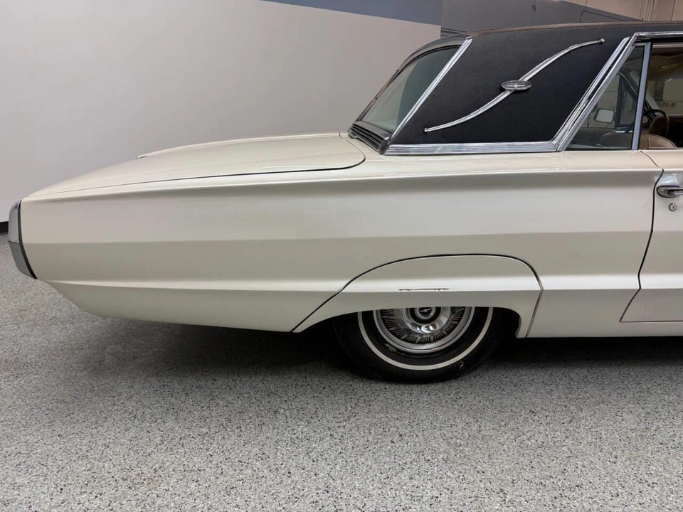 1964 Ford Thunderbird 4th Gen - Image 17 of 31