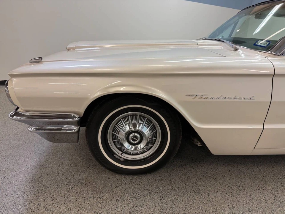 1964 Ford Thunderbird 4th Gen - Image 11 of 31
