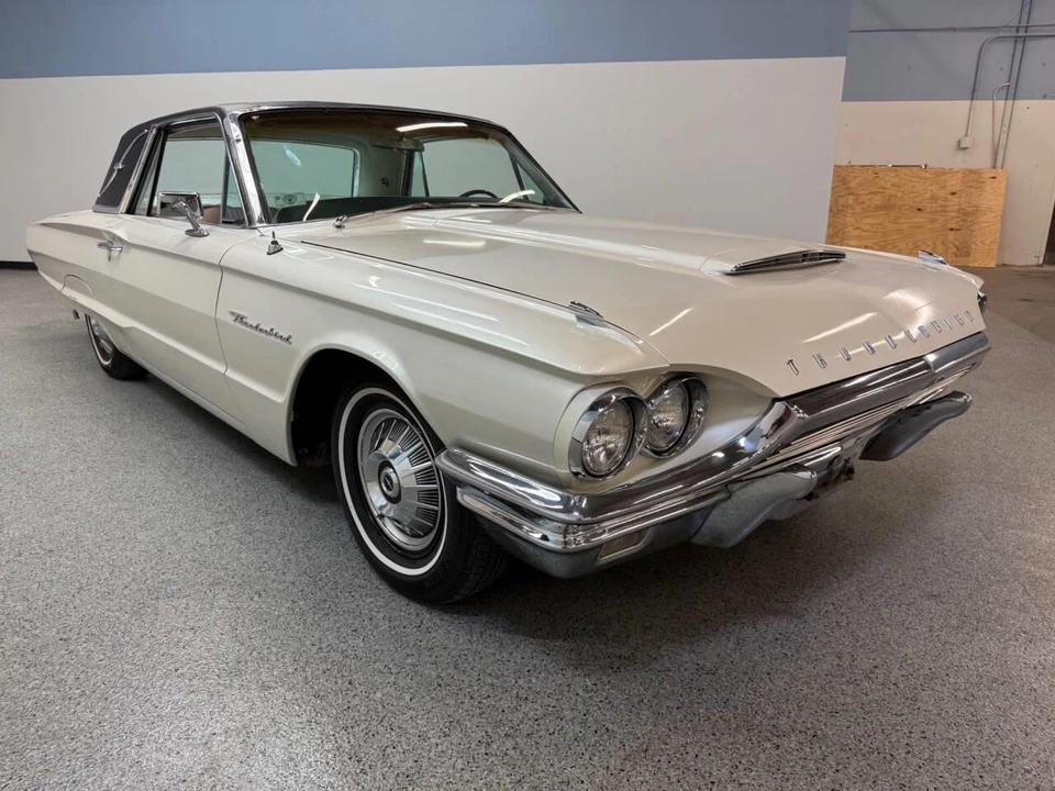 1964 Ford Thunderbird 4th Gen - Image 10 of 31