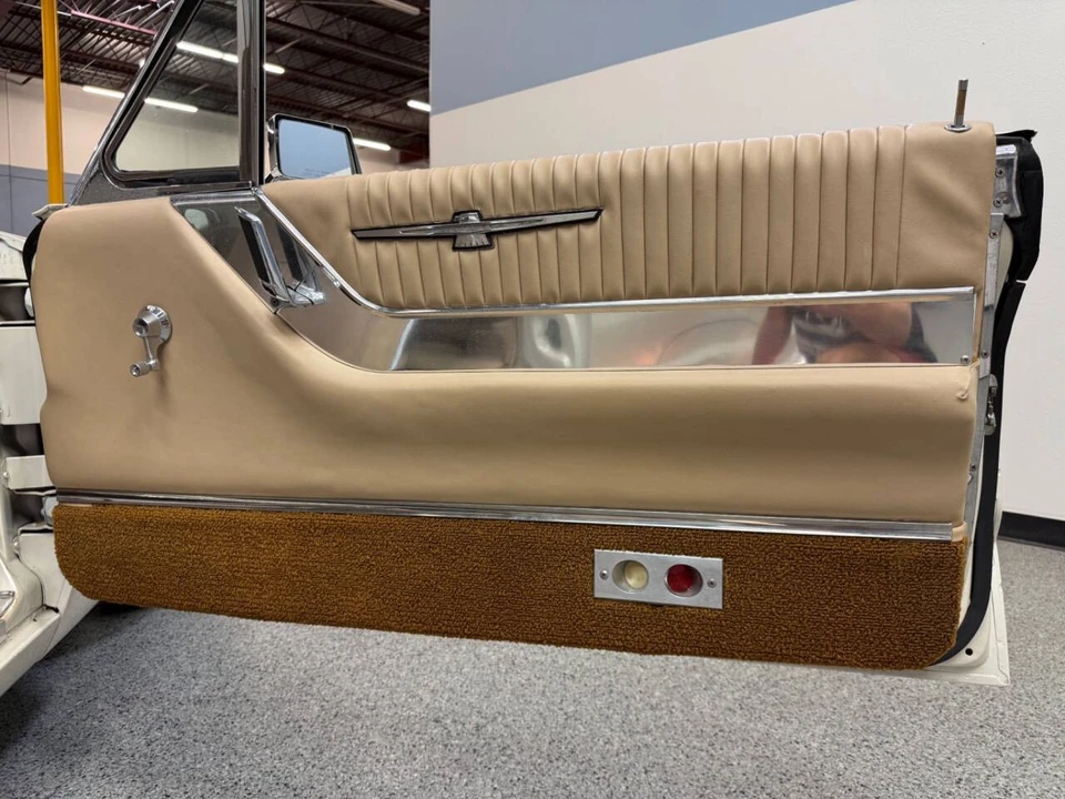 1964 Ford Thunderbird 4th Gen - Image 26 of 31