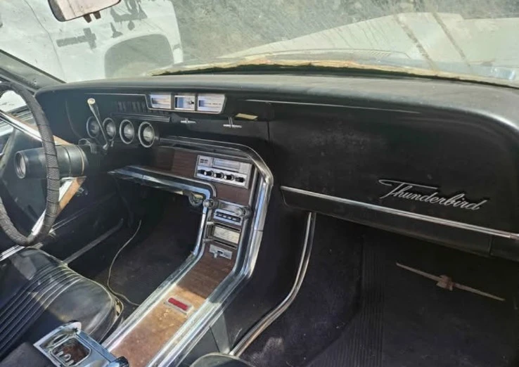 1964 Ford Thunderbird 4th Gen - Image 18 of 20