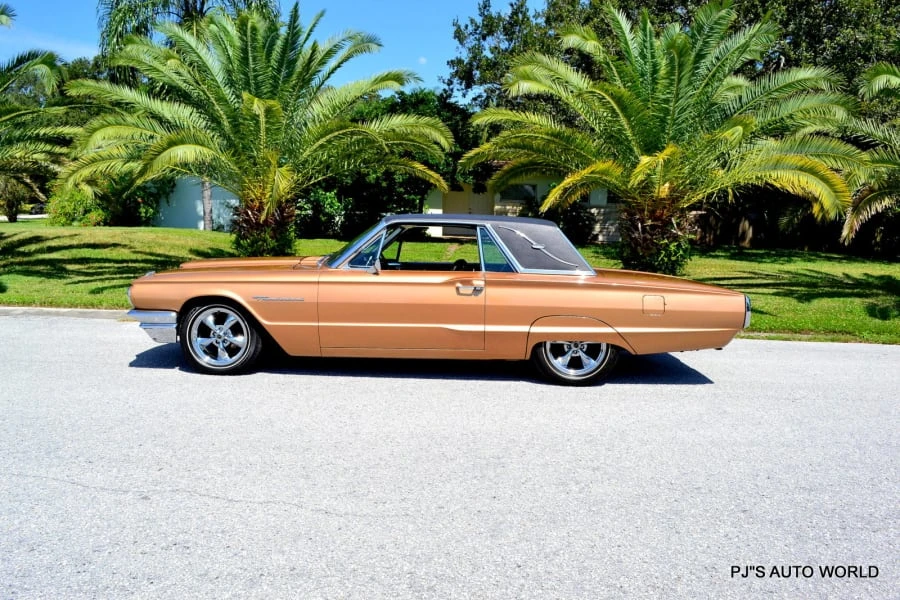 1964 Ford Thunderbird 4th Gen - Image 2 of 10