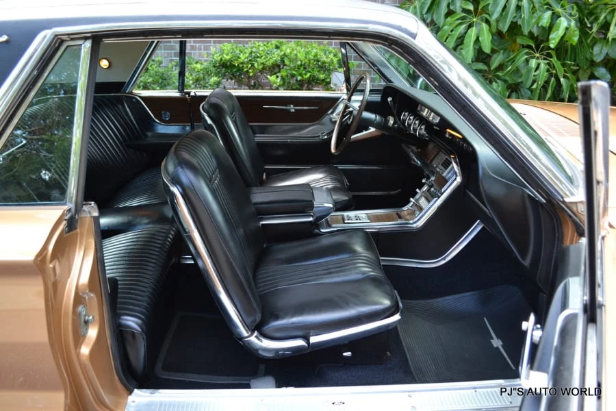 1964 Ford Thunderbird 4th Gen - Image 8 of 10