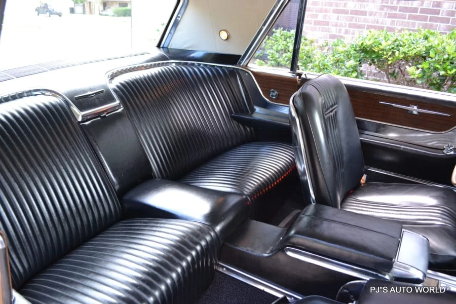 1964 Ford Thunderbird 4th Gen - Image 9 of 10