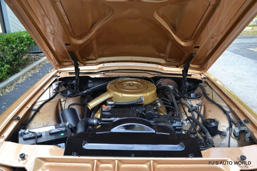 1964 Ford Thunderbird 4th Gen - Image 10 of 10