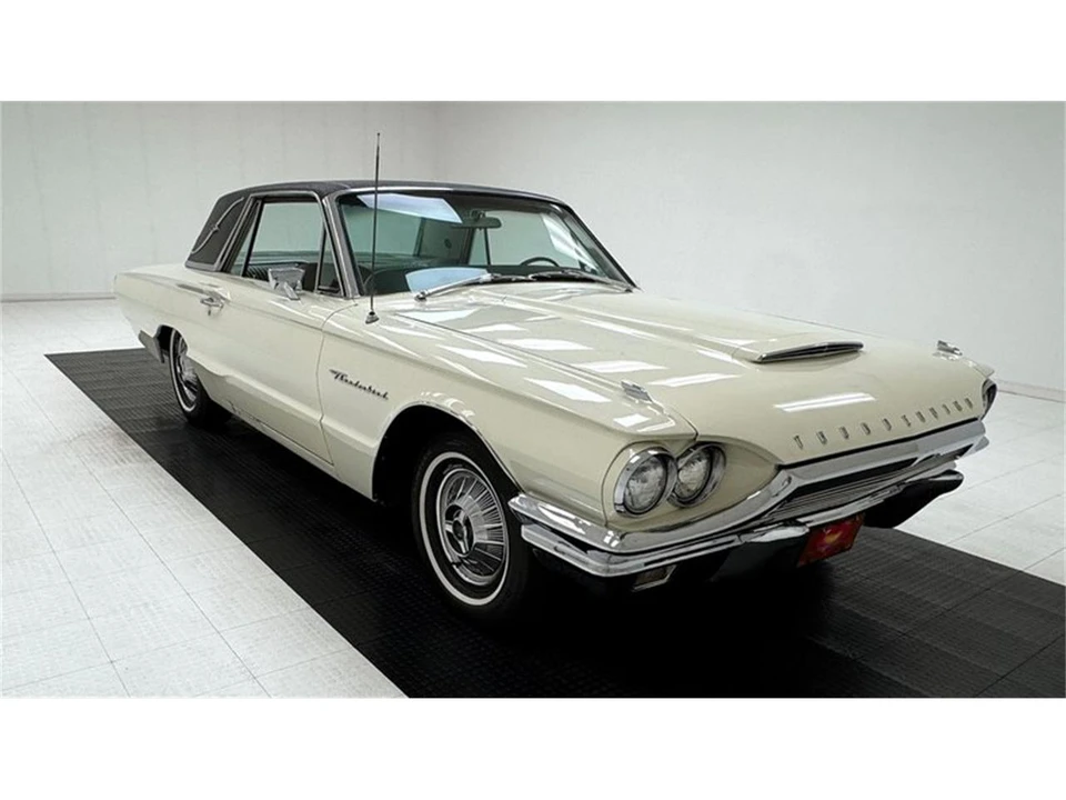 1964 Ford Thunderbird 4th Gen - Image 7 of 31