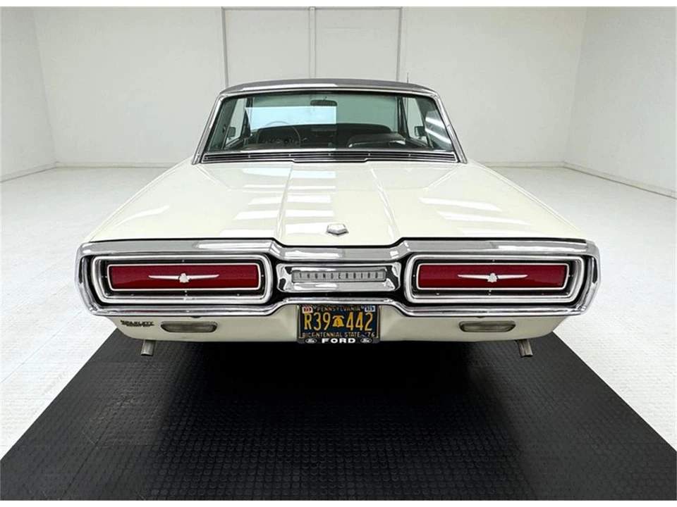 1964 Ford Thunderbird 4th Gen - Image 4 of 31