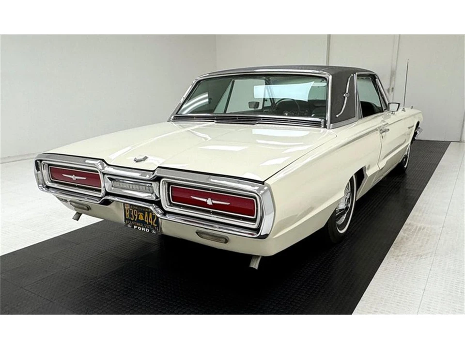 1964 Ford Thunderbird 4th Gen - Image 5 of 31