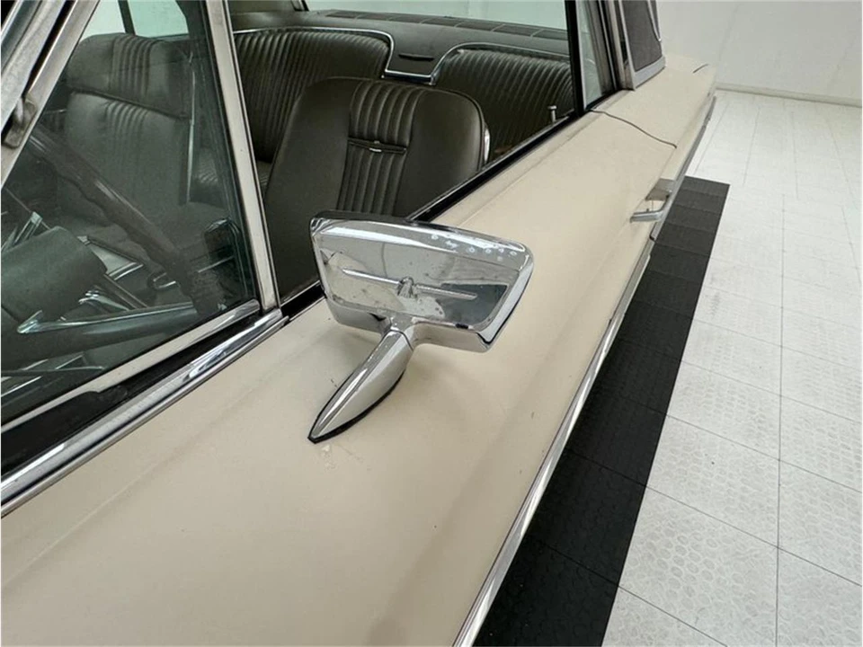 1964 Ford Thunderbird 4th Gen - Image 16 of 31
