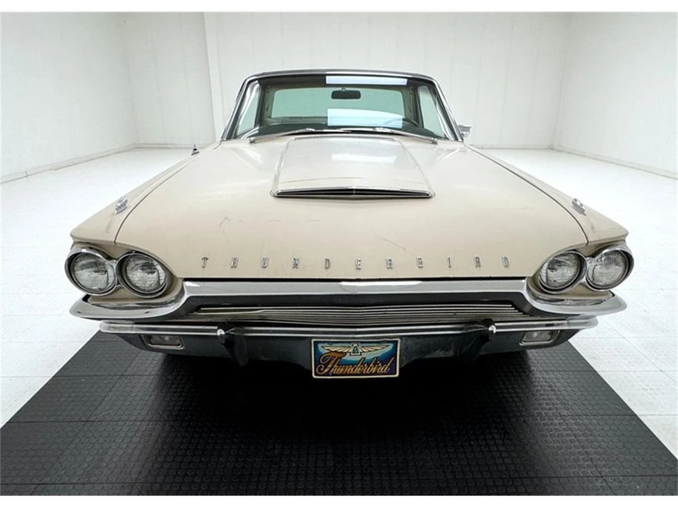 1964 Ford Thunderbird 4th Gen - Image 8 of 31