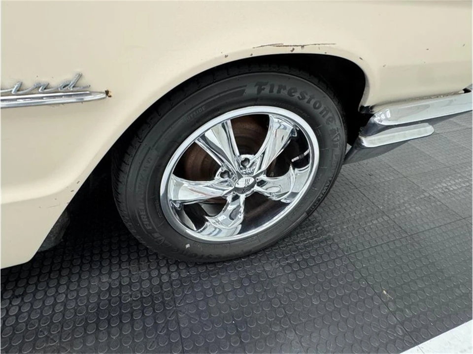 1964 Ford Thunderbird 4th Gen - Image 23 of 31