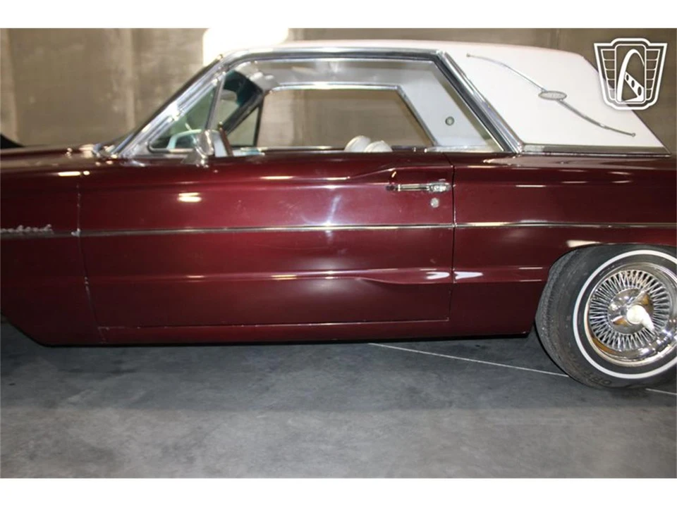 1964 Ford Thunderbird 4th Gen - Image 28 of 31