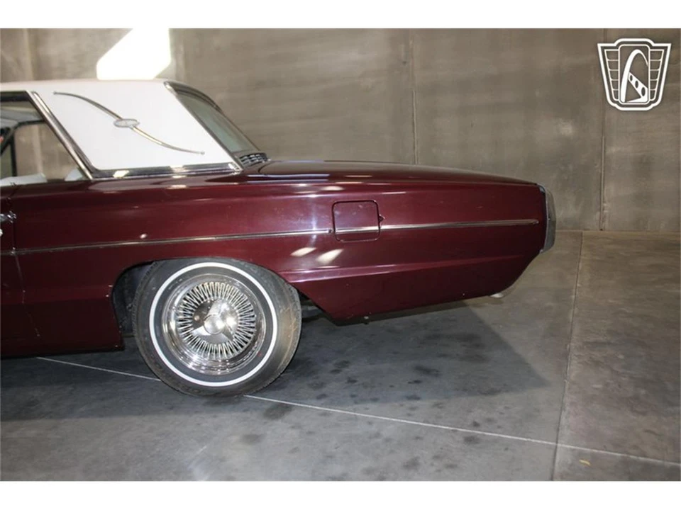 1964 Ford Thunderbird 4th Gen - Image 29 of 31