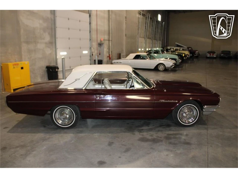 1964 Ford Thunderbird 4th Gen - Image 15 of 31