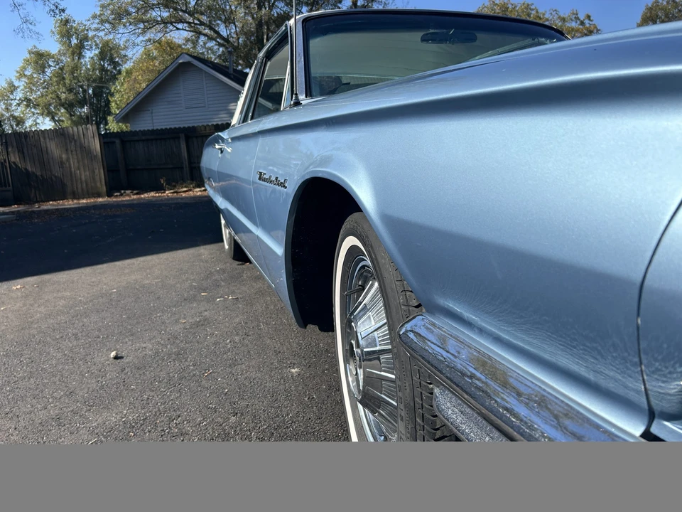 1964 Ford Thunderbird 4th Gen - Image 19 of 31