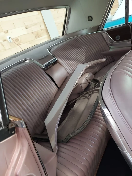 1964 Ford Thunderbird 4th Gen - Image 5 of 7