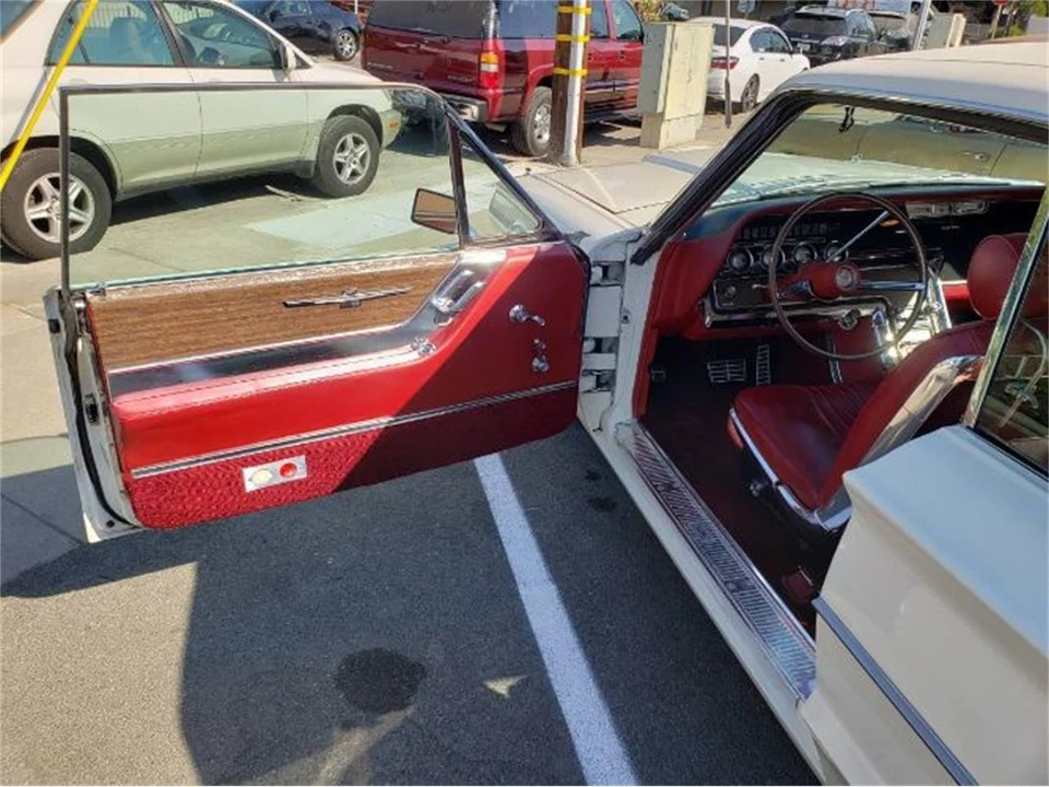 1964 Ford Thunderbird 4th Gen - Image 5 of 13