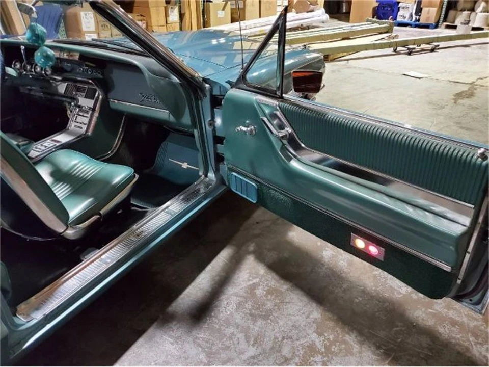 1964 Ford Thunderbird 4th Gen - Image 18 of 30