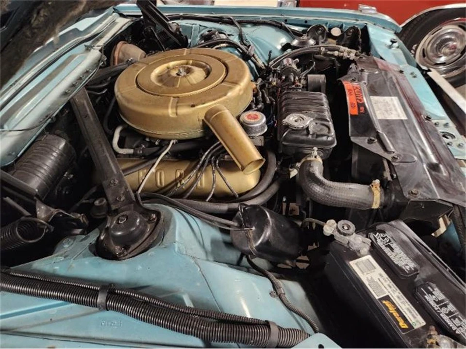 1964 Ford Thunderbird 4th Gen - Image 22 of 30