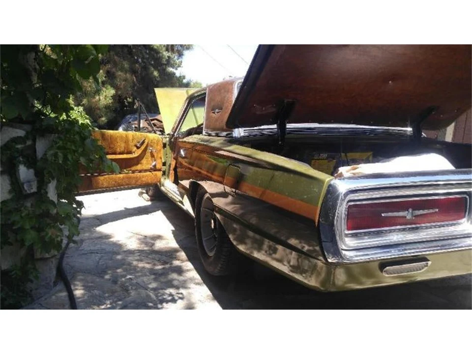 1964 Ford Thunderbird 4th Gen - Image 19 of 26