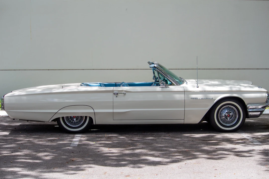 1964 Ford Thunderbird 4th Gen - Image 21 of 31