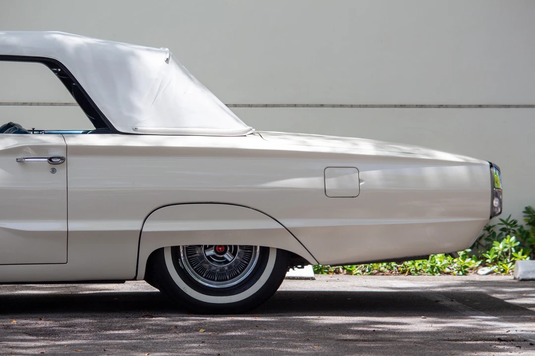 1964 Ford Thunderbird 4th Gen - Image 10 of 31