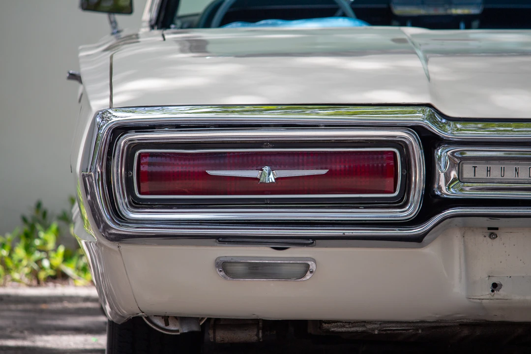 1964 Ford Thunderbird 4th Gen - Image 17 of 31