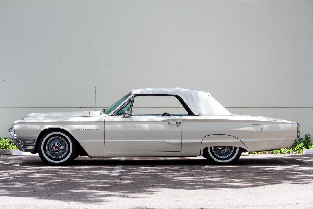 1964 Ford Thunderbird 4th Gen - Image 6 of 31