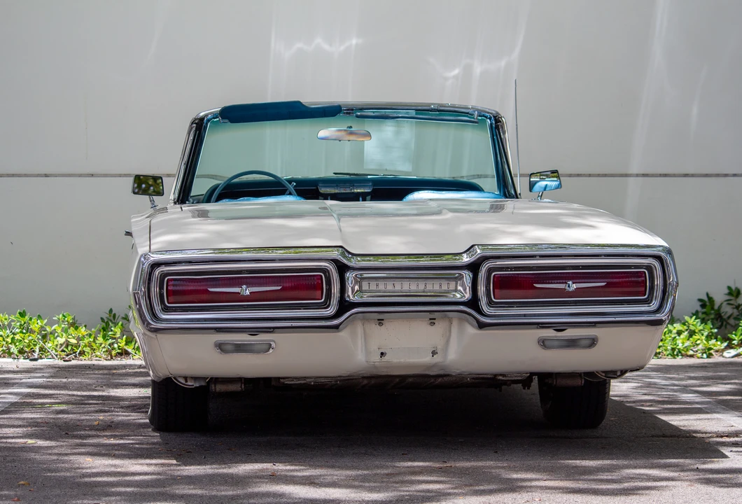 1964 Ford Thunderbird 4th Gen - Image 16 of 31