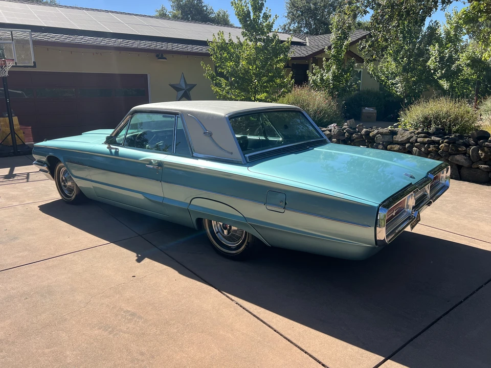 1964 Ford Thunderbird 4th Gen - Image 8 of 10