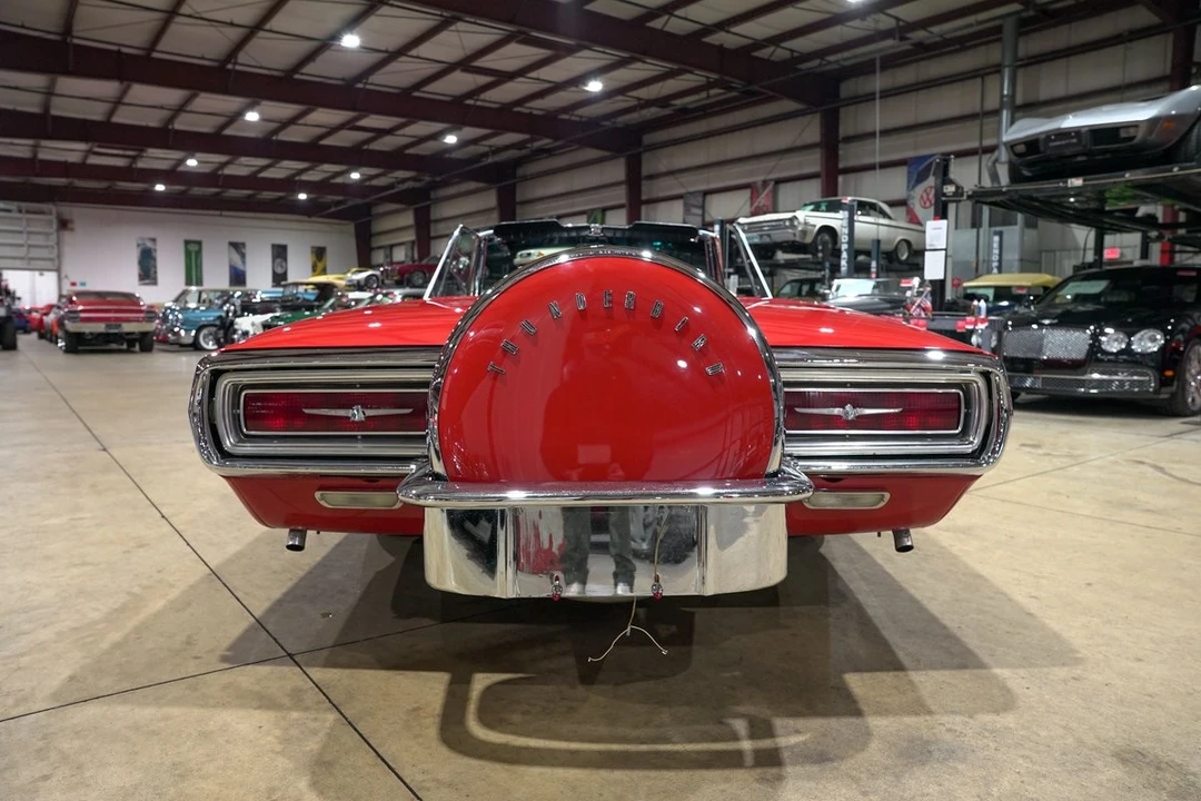 1964 Ford Thunderbird 4th Gen - Image 7 of 12