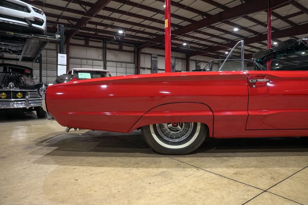 1964 Ford Thunderbird 4th Gen - Image 9 of 12